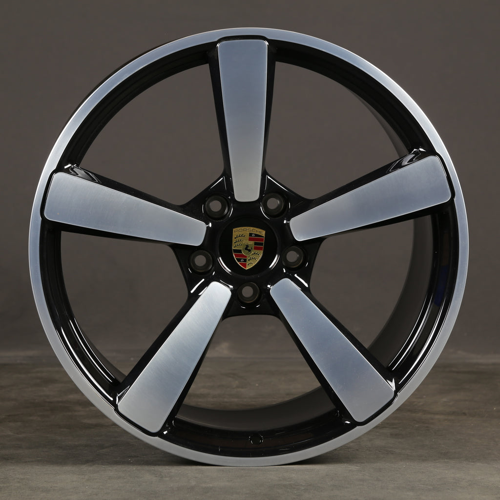 20" Front and 21" Rear Porsche 911 Carrera S GT 4s Taycan Forged Wheels
