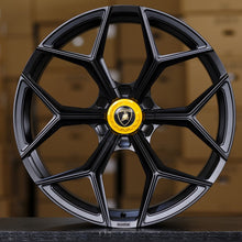 Load image into Gallery viewer, 23" Staggered Lamborghini Urus Wheels. Direct fitment for all Urus Models